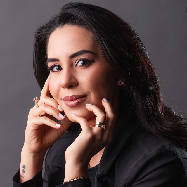 Yngredh  Gouveia , Dermatologista Jales