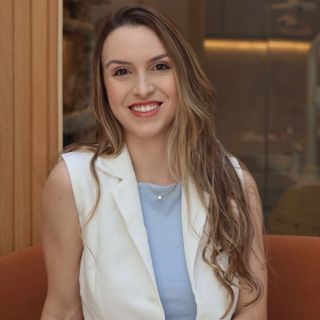 Ampliar imagem: Patricia Larissa Gebauer, Dentista Belo Horizonte