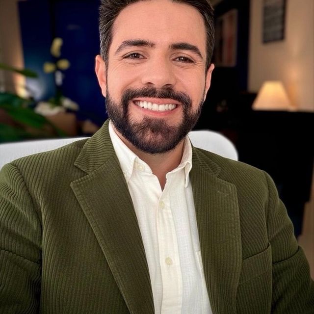 Vinícius Tiola, Psicólogo São Paulo