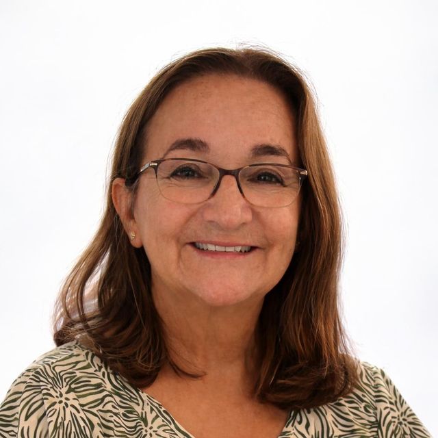 Constanza Ceron Gutierrez, Odontólogo Pereira