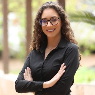  Patrícia Desplancher