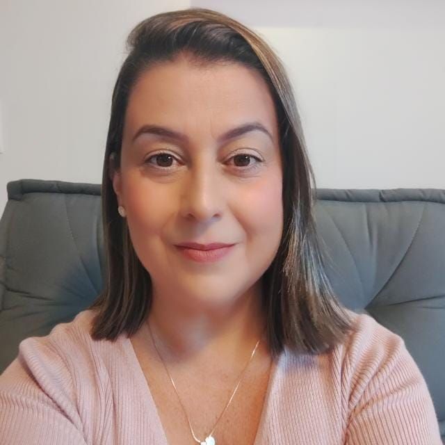 Karine Ramos, Psicólogo Porto Alegre