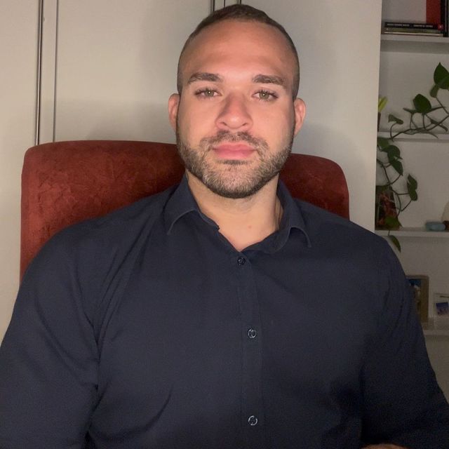 Stefan Fernandes, Psicólogo Duque de Caxias