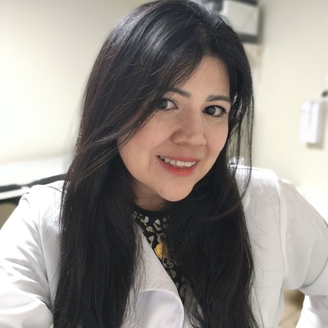 Yohana Carrillo Angulo, Ginecólogo Talca
