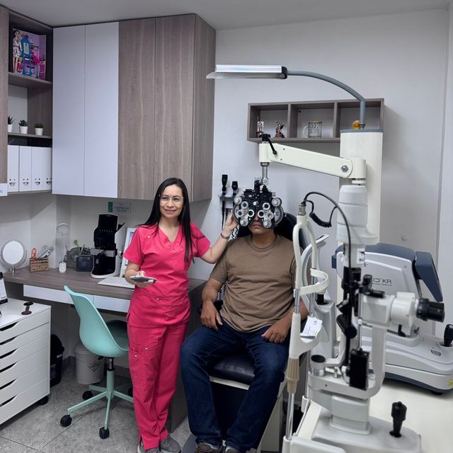 Liliana Rojas Valencia, Optómetra Medellín