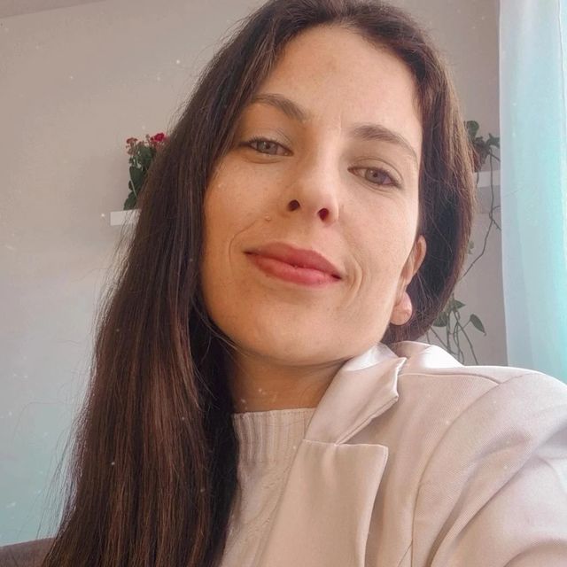 Elbienn Hullya Gracie, Nutricionista Teresópolis