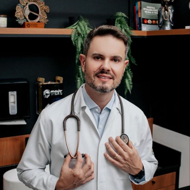 Ivan  Generoso Magalhaes Barroso, Cardiologista Portão