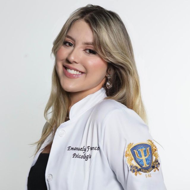 Emanuely Cristine Franco Barbosa , Psicólogo Curitiba