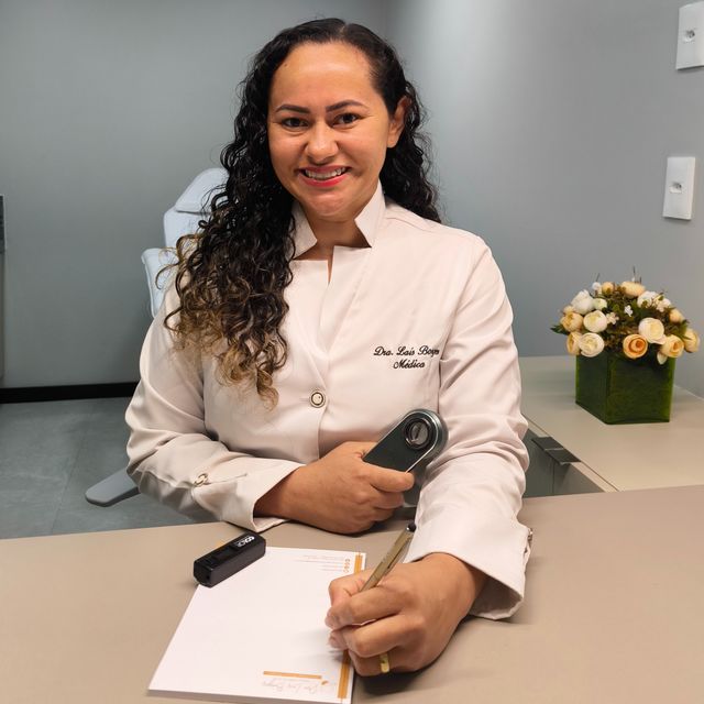 Laís Câmara Borges Vilar , Dermatologista Jaqueira