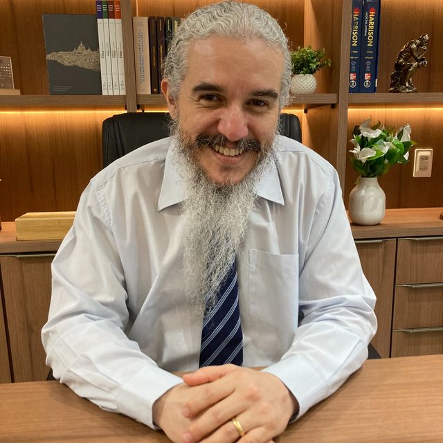 Eduardo Gomes, Psiquiatra Fortaleza
