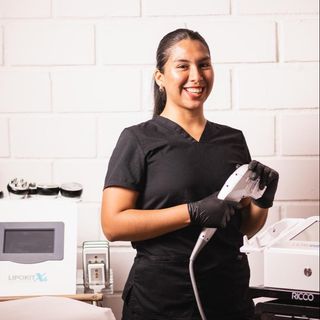 Acercar imagen: Claudia Marcelo Medina, Kinesiólogo Arica