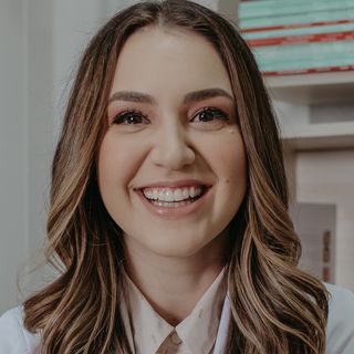 Ampliar imagem: Bruna de Castro  Dornelas, Otorrino Votuporanga