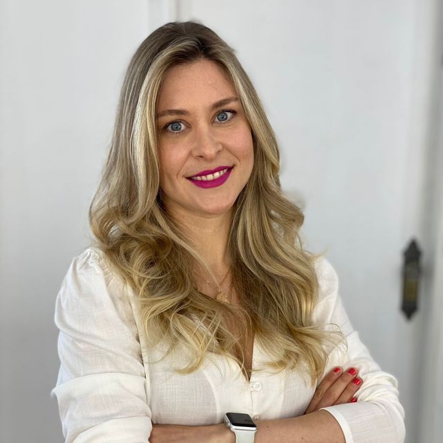 Debora Azeredo, Cirurgião geral Sorocaba