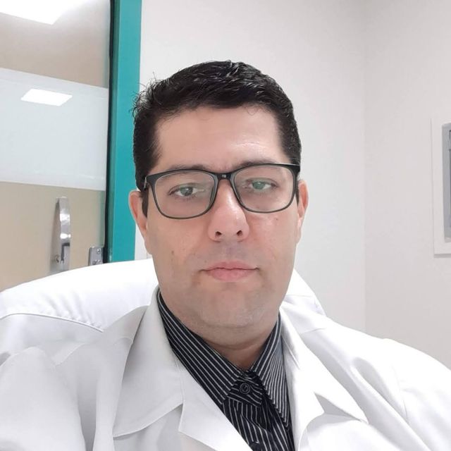 Alessandro Batista De Almeida Bacelar, Médico clínico geral Uberlândia