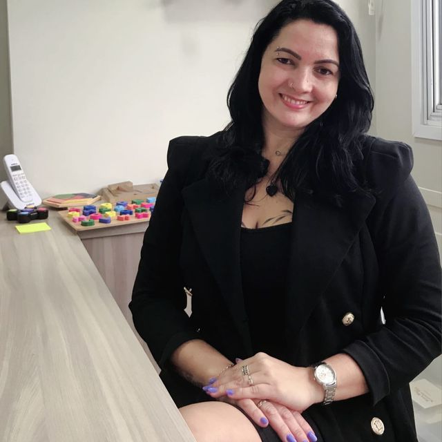 Riziane Batista Oliveira, Psicólogo Rio de Janeiro