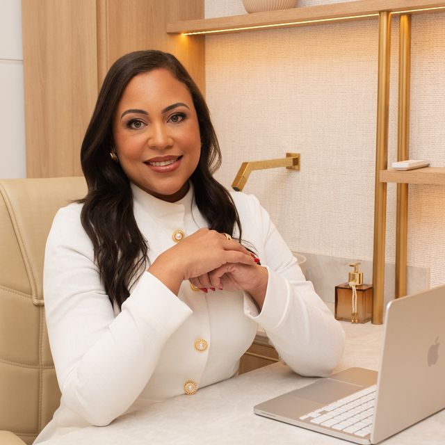 Caroline Batista, Gastroenterologista Niterói