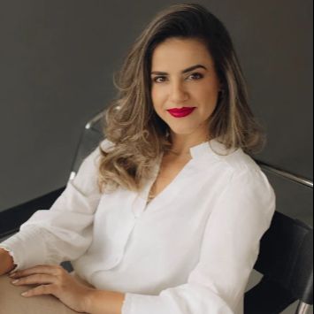 Ana Gabriela Neis, Cirurgião de cabeça e pescoço Curitiba