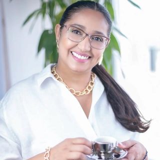 Prof. Pytia Kalita Neres