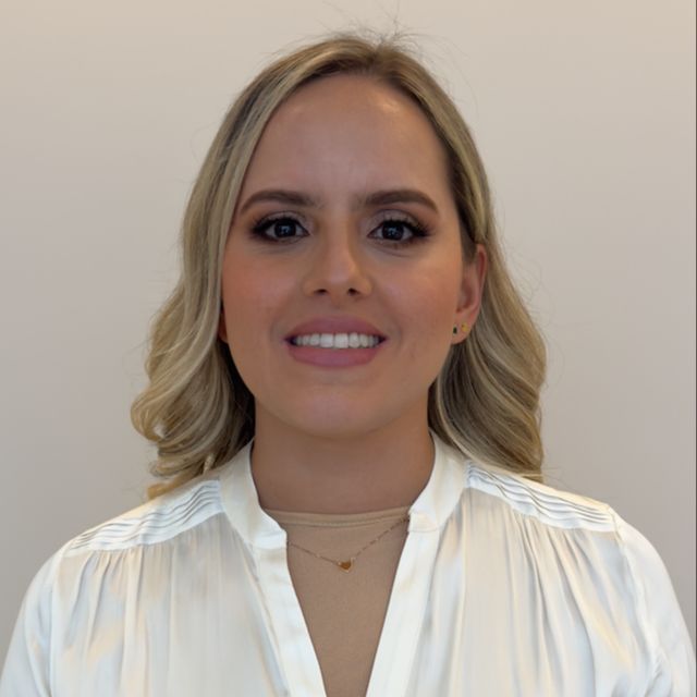 Claudia Vanegas Ramirez, Oftalmólogo Medellín