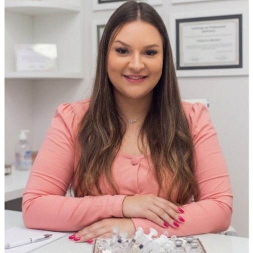 Terena  Tamires da Silva Magri, Dentista Valinhos