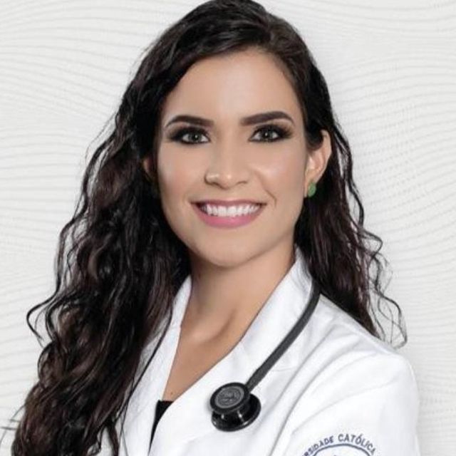 Jéssica Monique De Oliveira Toledo Linhares, Médico clínico geral Brasília