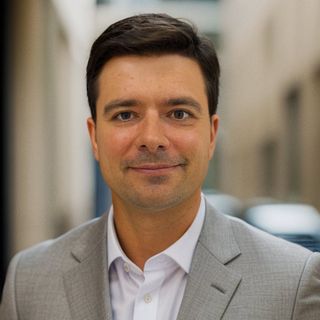 Dr. Rodrigo Pacheco Reis