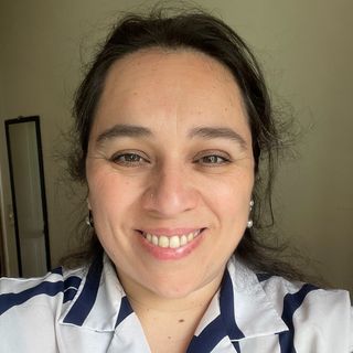 Acercar imagen: Yassna Riquelme Jaque, Psicólogo Temuco