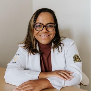 Helena Freitas dos Santos Coelho, Alergista Niterói
