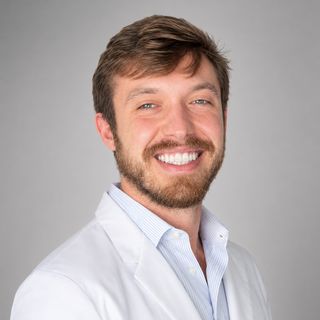 Dr. Vitor Carvalho Da Nobrega
