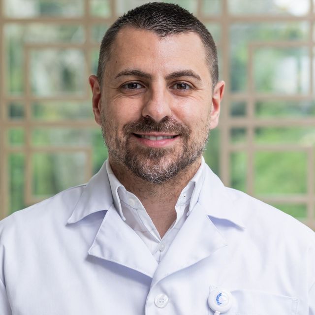 Leonardo Comerlatto, Ortopedista - Traumatologista Porto Alegre