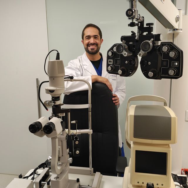 Pablo Roldán Restrepo, Oftalmólogo Medellín