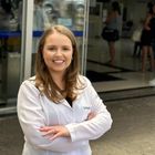 Dra. Gabriela de Moura Hining