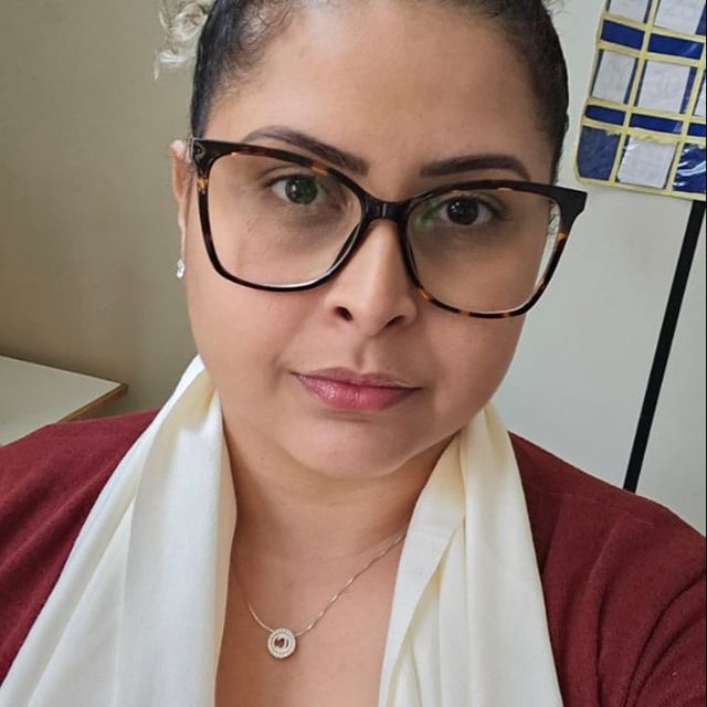 Cláudia Adrieli de Luz ., Psicopedagogo Londrina