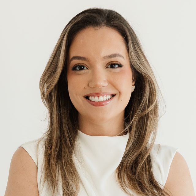 Déborah Castro Ferreira De Oliveira Carvalho, Neurologista Brasília