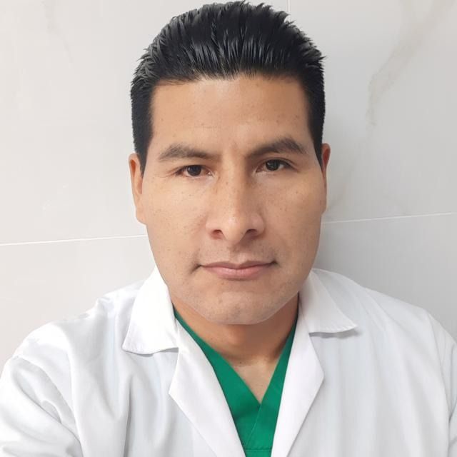 José Quiñonez, Cirujano maxilofacial Chorrillos