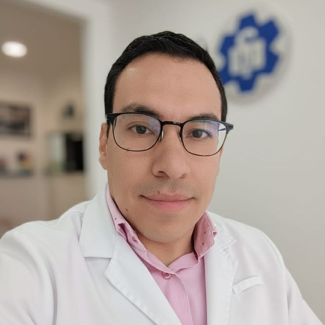 Eiman Damian Moreno pallares, Cardiólogo Bello