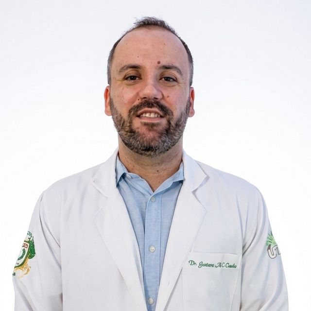Gustavo Alberto Campos Cunha , Ortopedista - Traumatologista Uberaba