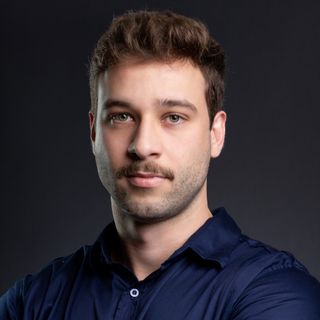 Ampliar imagem: Régis Coelho Filho, Nutrólogo Taubaté