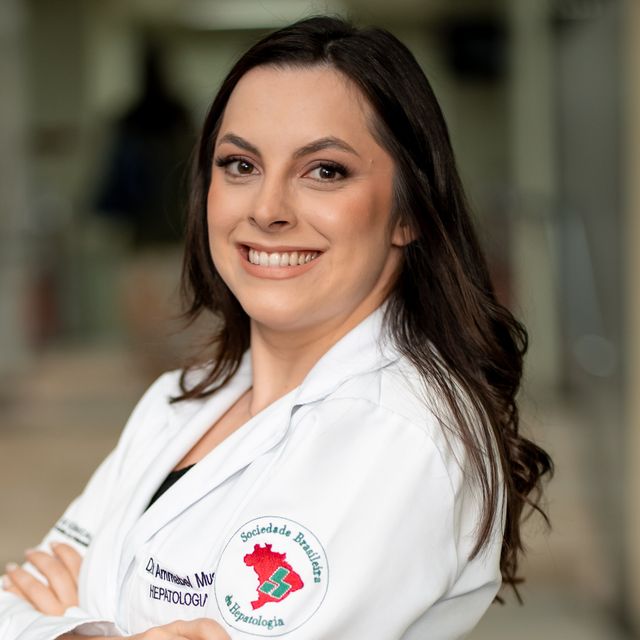 Ammabel Musial, Hepatologista Curitiba