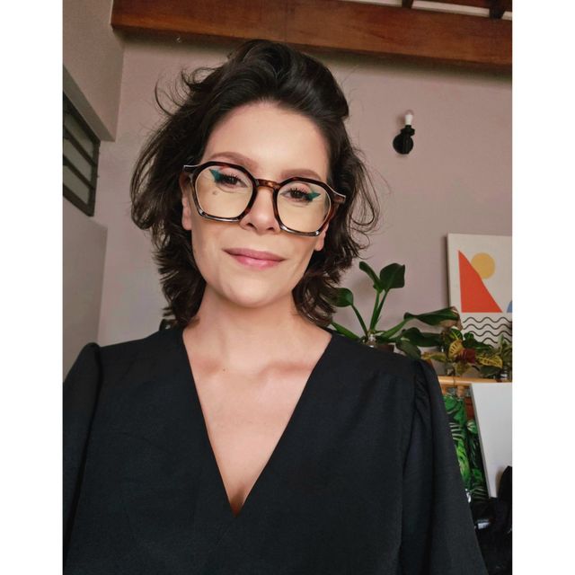 Gabriela Sanches, Psicanalista Londrina