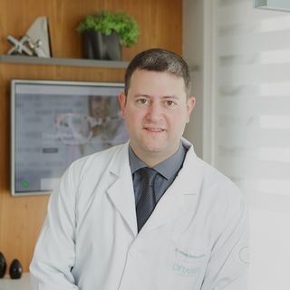 Dr. Fernando Martins de Oliveira