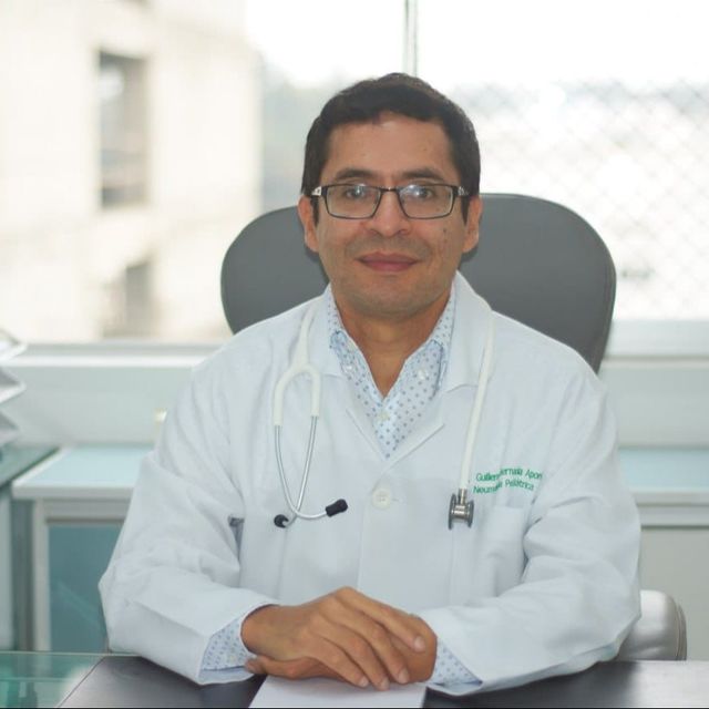 Guillermo Bernaola Aponte, Neumólogo pediátrico Surco