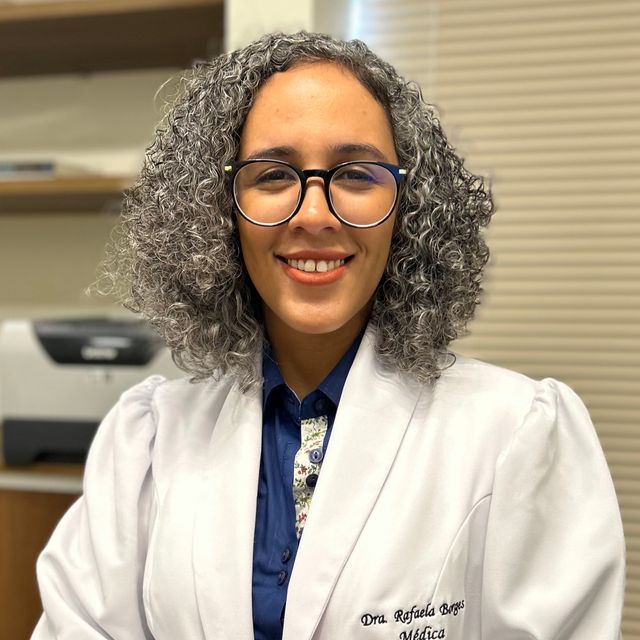 Rafaela Machado Leal Borges, Médico clínico geral Salvador