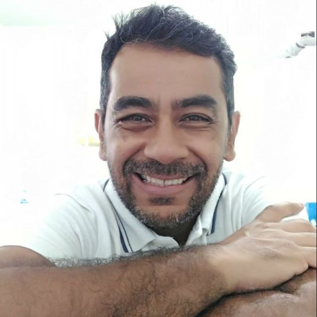 Carlos  Roberto Silva Coutinho, Dentista São Gonçalo