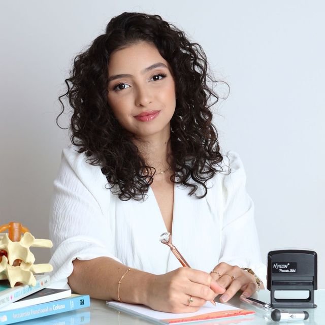  Rafaella Lelis Teixeira , Fisioterapeuta Betim