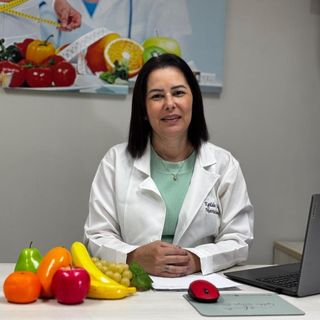 Ampliar imagem: Egilda Francisca Souza de Faria, Nutricionista Recife