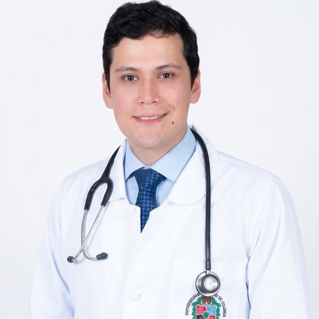 José Danilo Camero, Internista Bogotá
