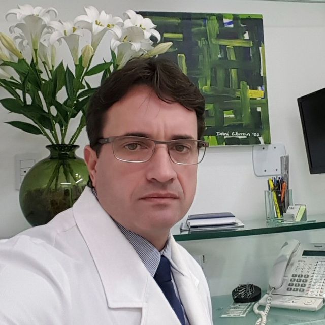 Luiz Humberto Araújo da Silva, Ortopedista - Traumatologista Rio de Janeiro