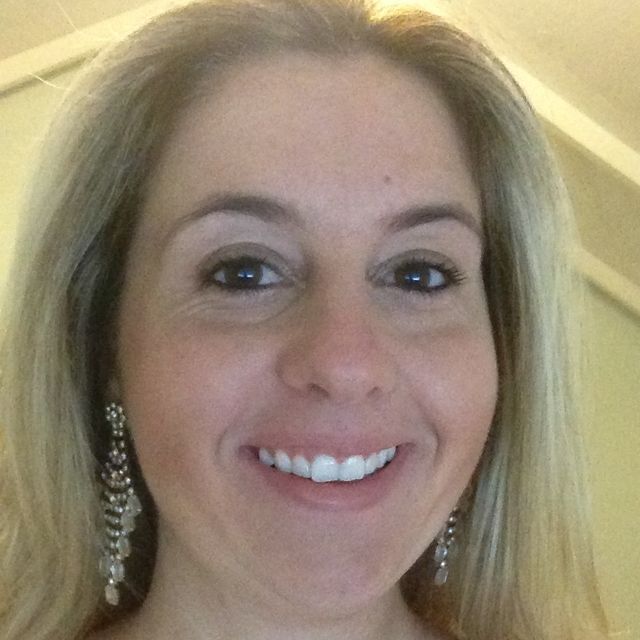 Inês Philippi, Especialista em Clínica Médica Biguaçu