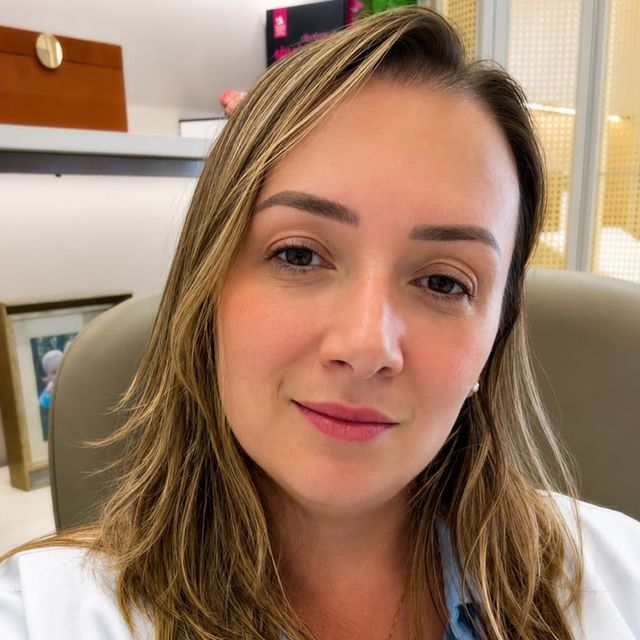 Lívia Beatriz Santos Limonta Vitali, Cardiologista Franca